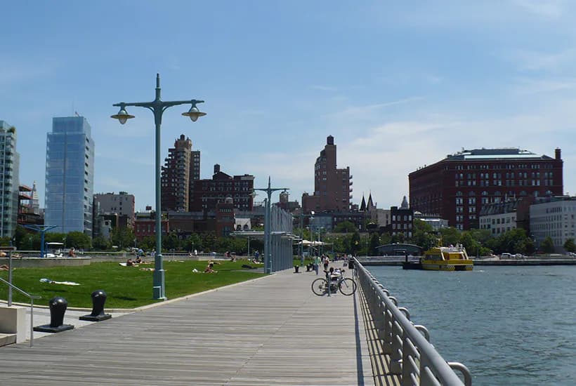 Hudson River Stroll